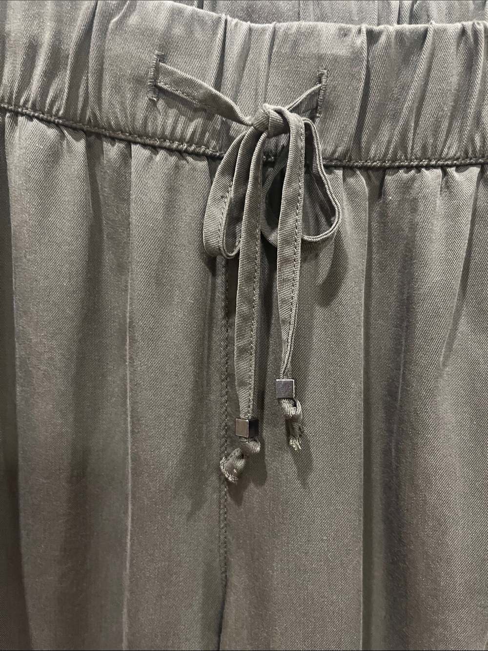Banana Republic Green Joggers - Picture 4 of 7